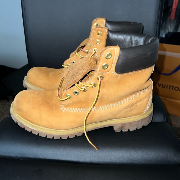 Timberland - Picture 3 of 5